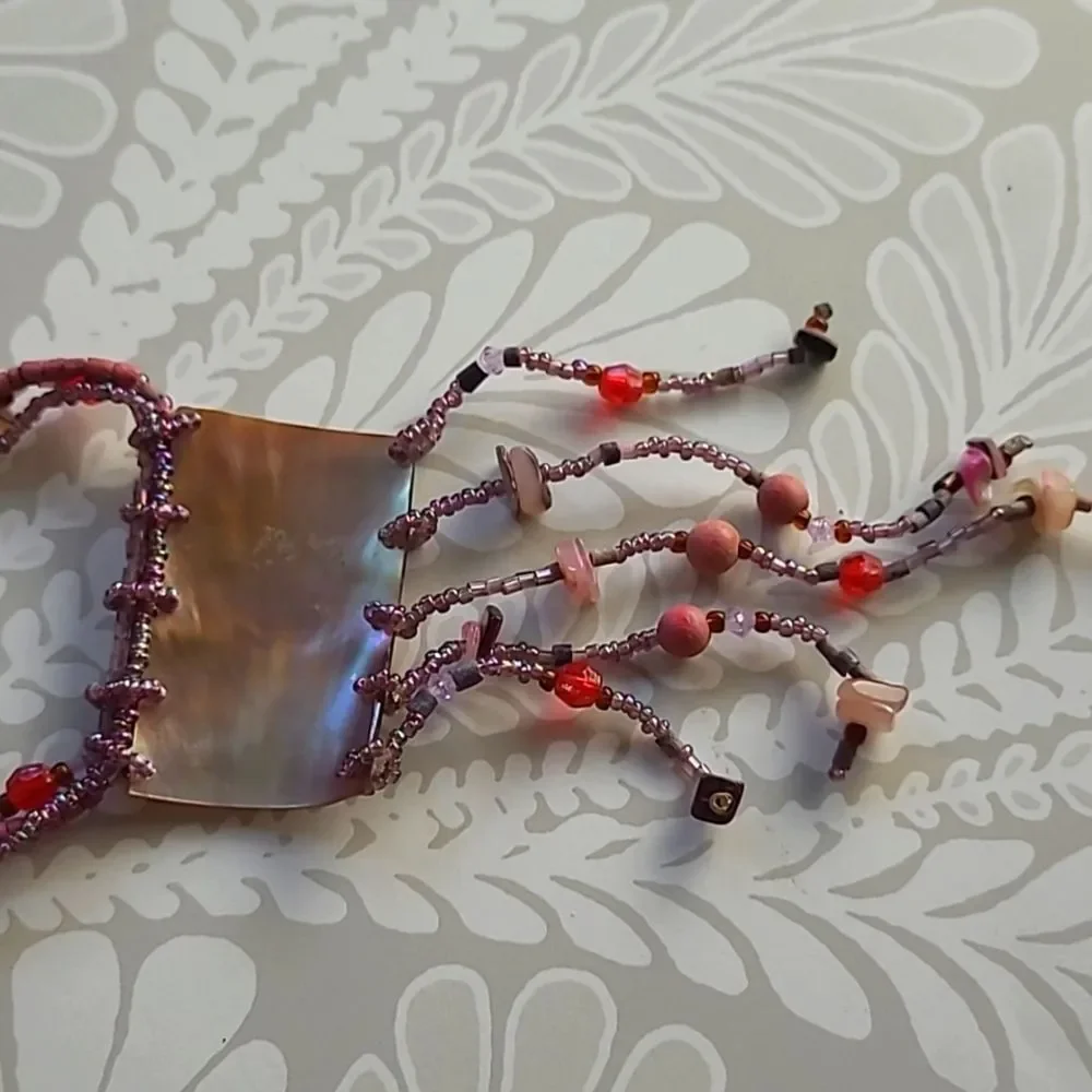 Vintage 70s Pink Shell Necklace